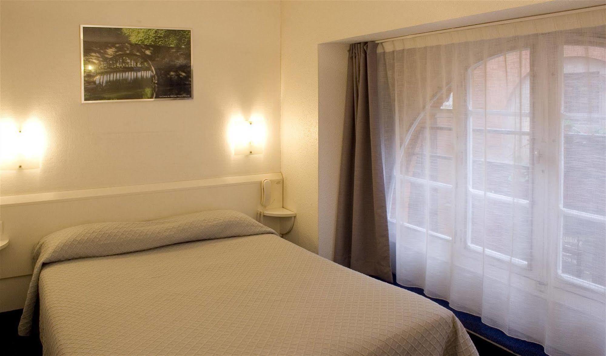 Hotel Ours Blanc - Centre Toulouse Kültér fotó